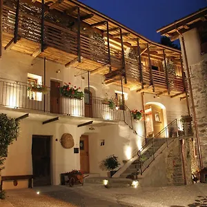 ostello-del-castello-tirano.it-lombardy.com/