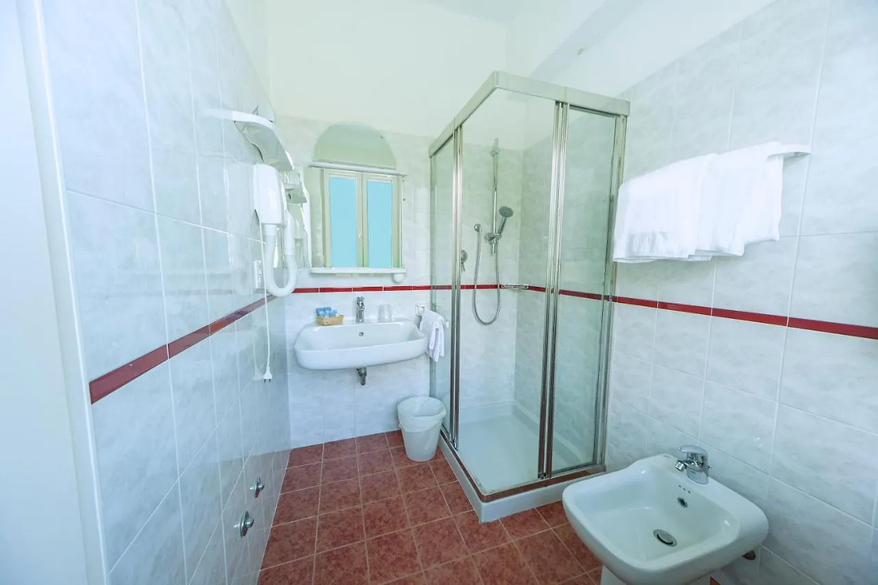 Club Hotel Olivi - Tennis Center Malcesine 3*,
