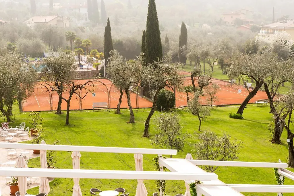 Club Hotel Olivi - Tennis Center Malcesine 3*,  Italy